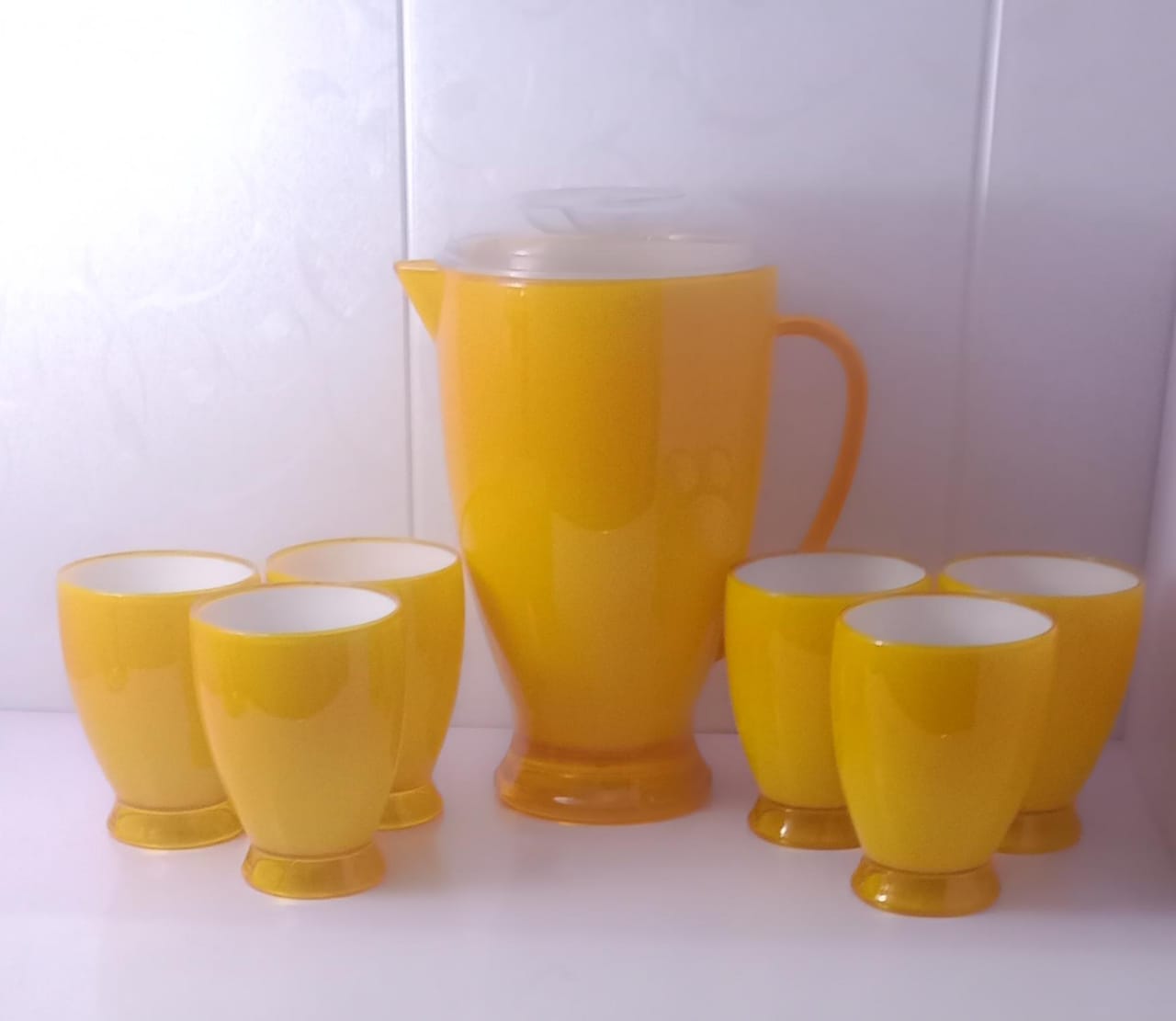 PACk 7 water Glass and jug set in acrelic plastic